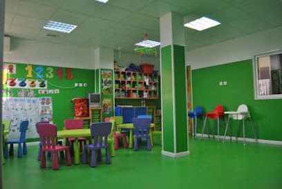 Imagen de Centros de Educación Infantil Burbujas de Colores situado en Almerimar, Almería